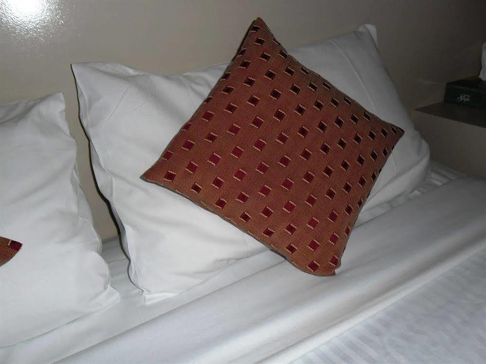 Mooloolaba Motel מראה חיצוני תמונה